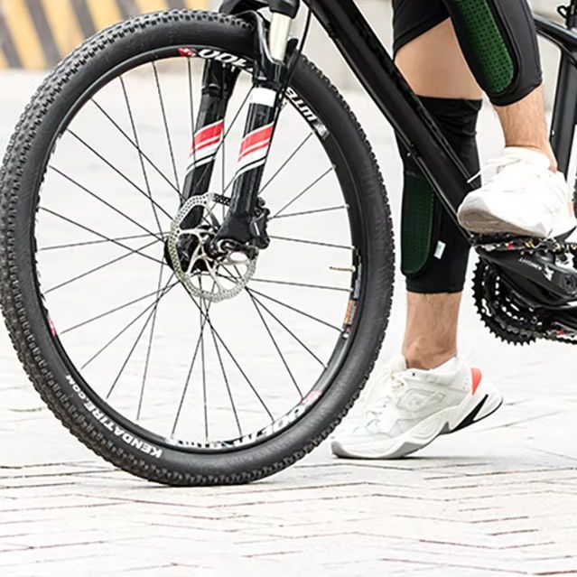 ROCKBROS 自転車用耐衝撃・滑り止め膝パッド アウトド - Mountain Biking Knee Pads のレビューと価格