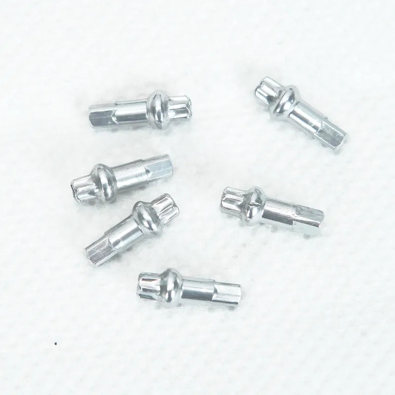 DT Swiss Squorx Pro Lock 2.0x1 - Spoke Nipple Brass のレビューと価格