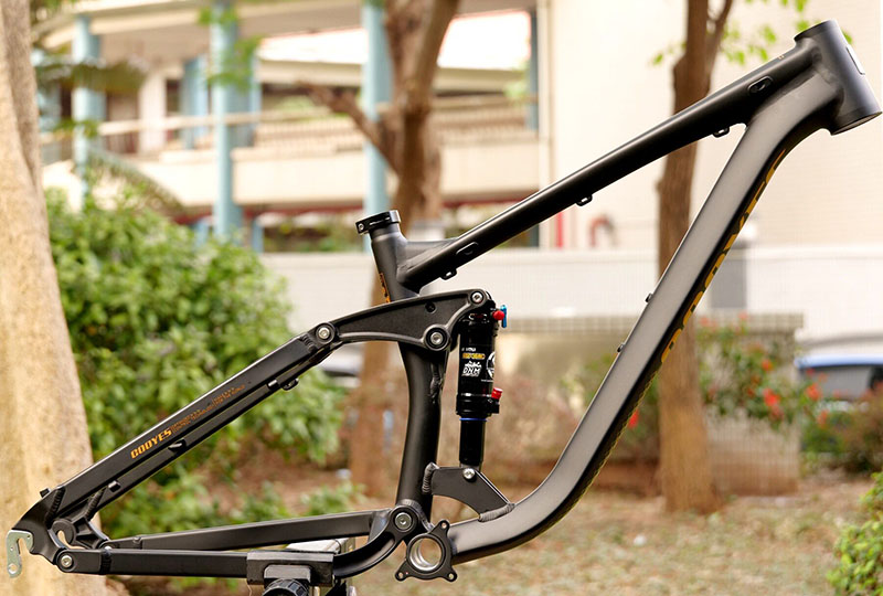 フルサスペンション自転車フレーム、アルミ合金製、Eバイクソフ - Mountain Biking Track のレビューと価格